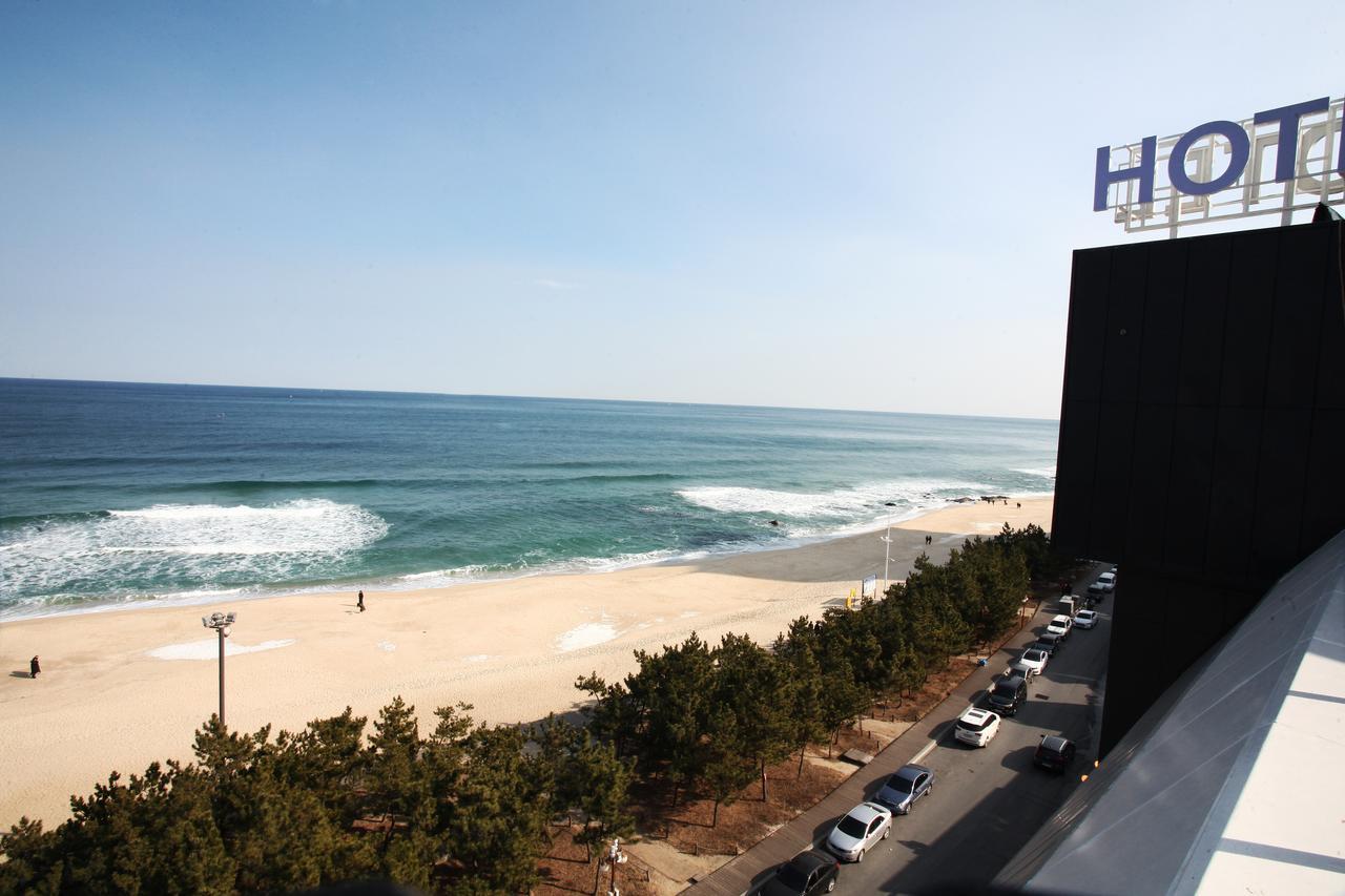 Hotel R Gangneung Exterior foto