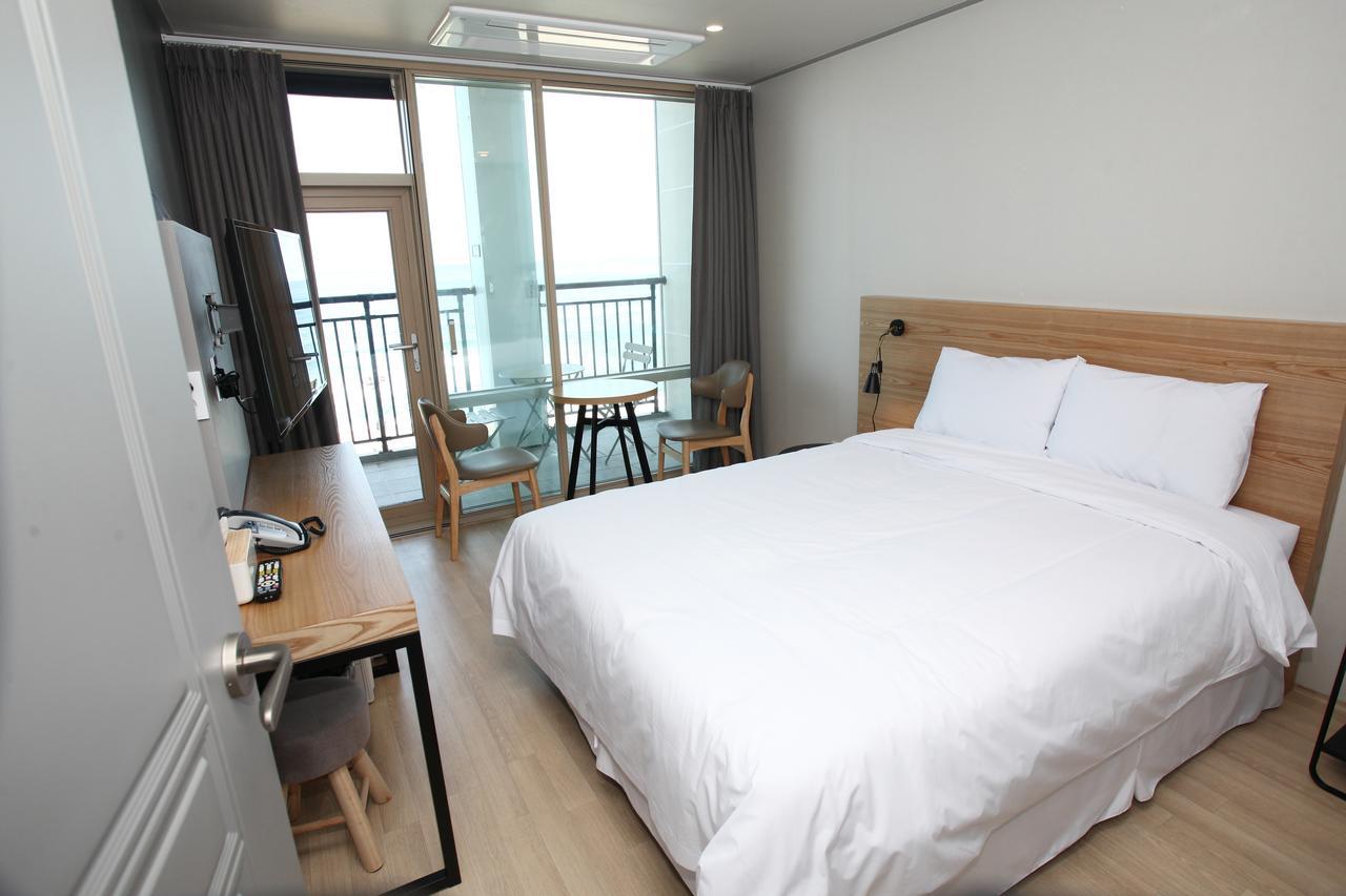 Hotel R Gangneung Quarto foto