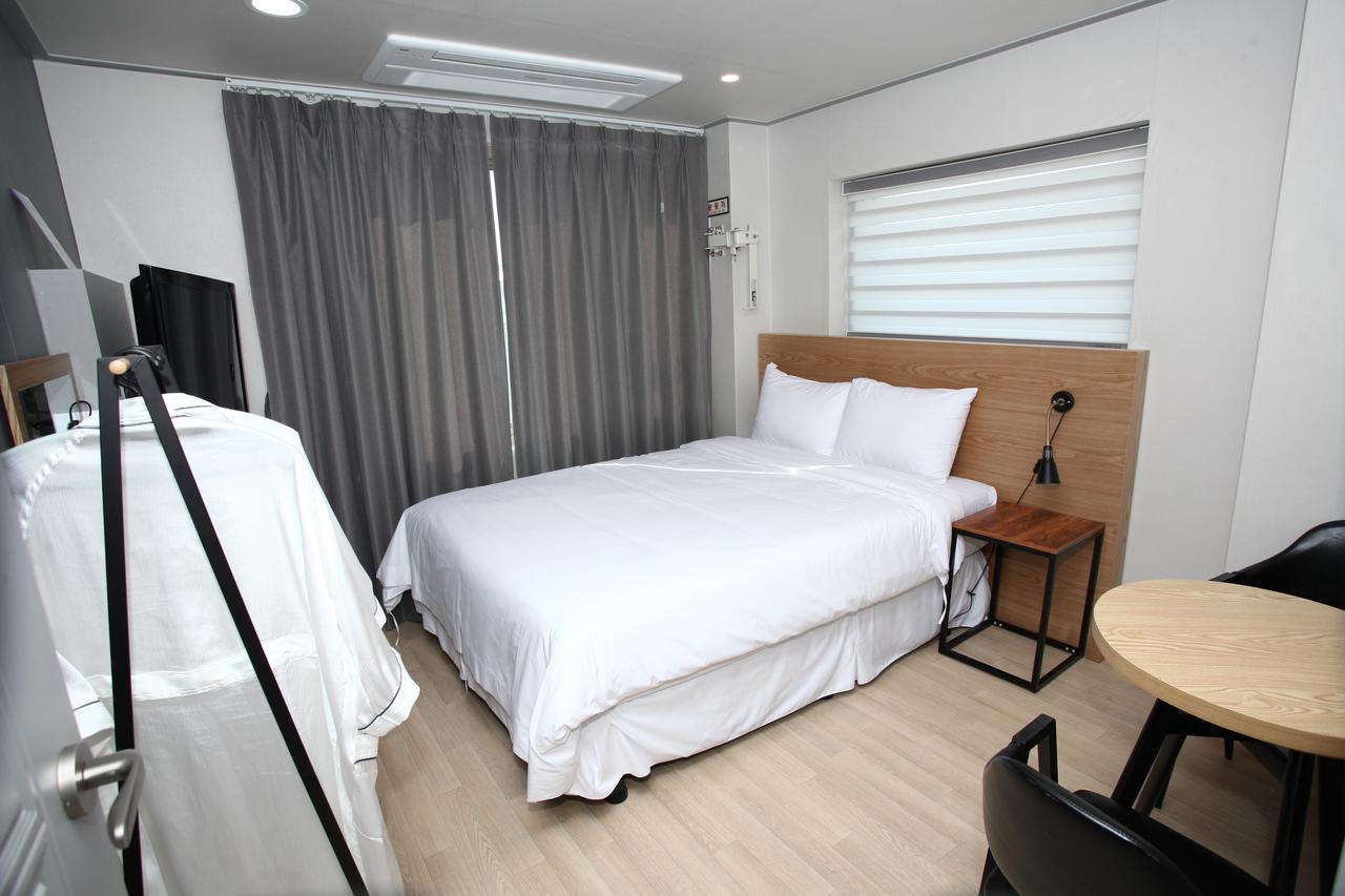 Hotel R Gangneung Quarto foto