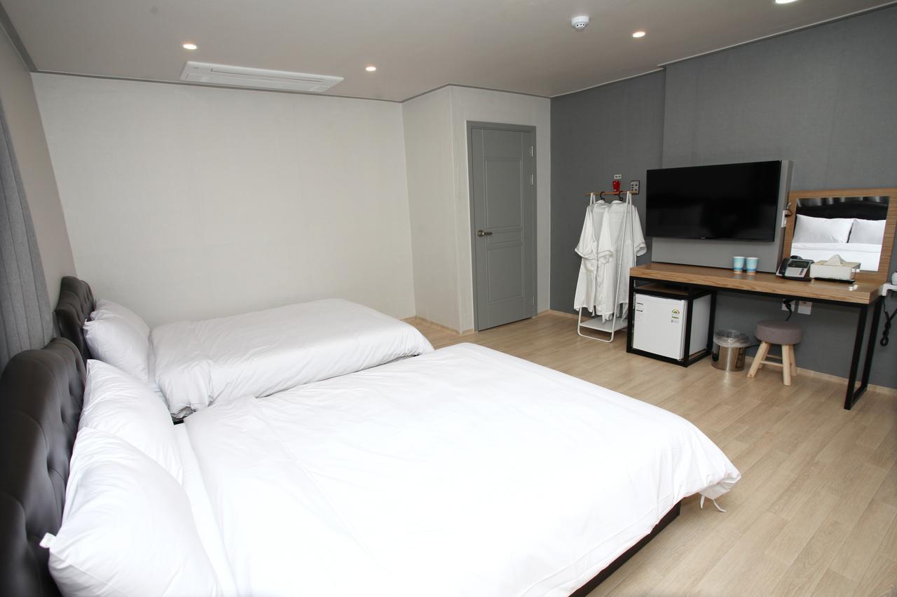 Hotel R Gangneung Quarto foto