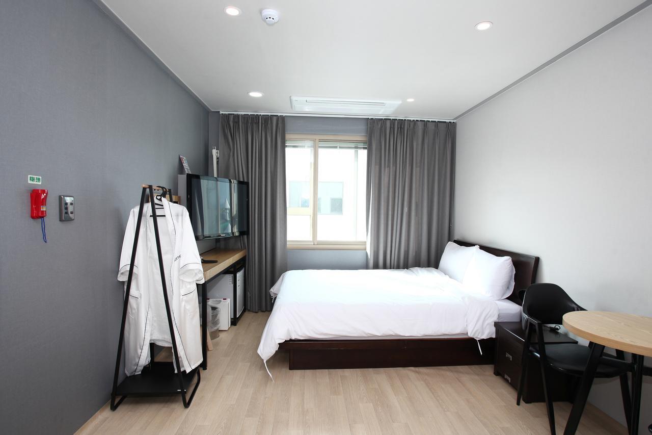 Hotel R Gangneung Quarto foto